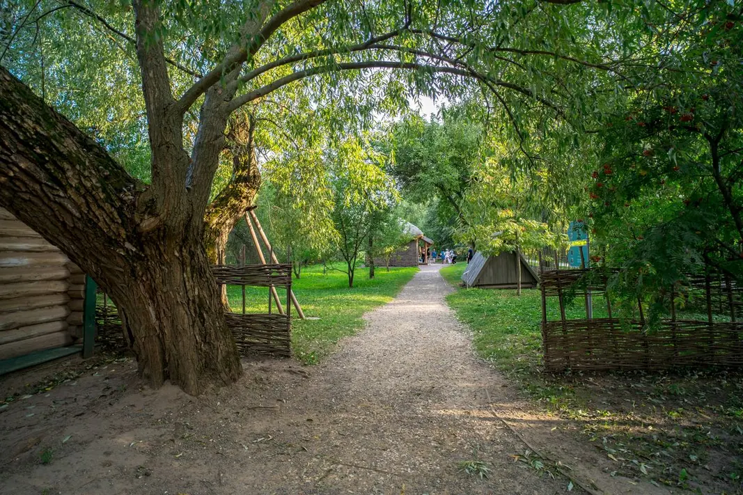 Ryazan – Bảo tàng-di tích S. A. Esenin – Bản giao hưởng thơ và đồng quê Nga