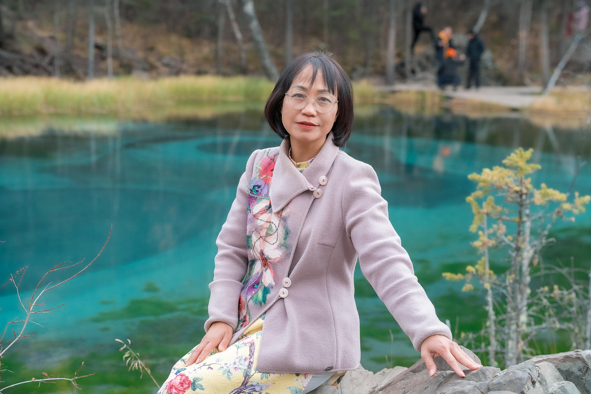 Hồ thần chú xanh ngọc Geyser