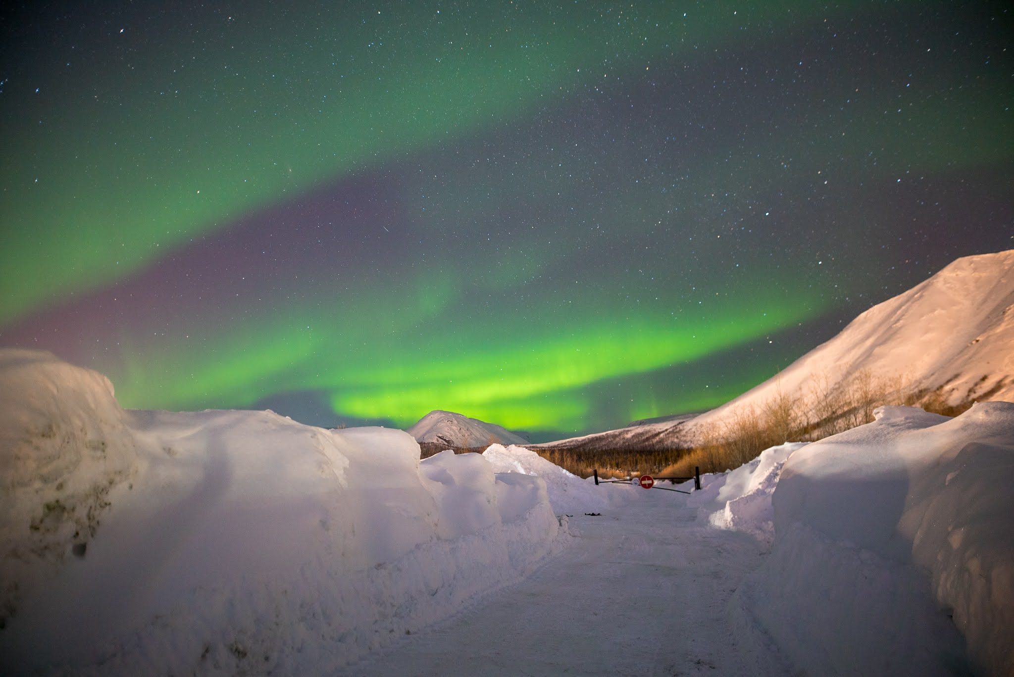 Sắc màu Cực quang phương Bắc